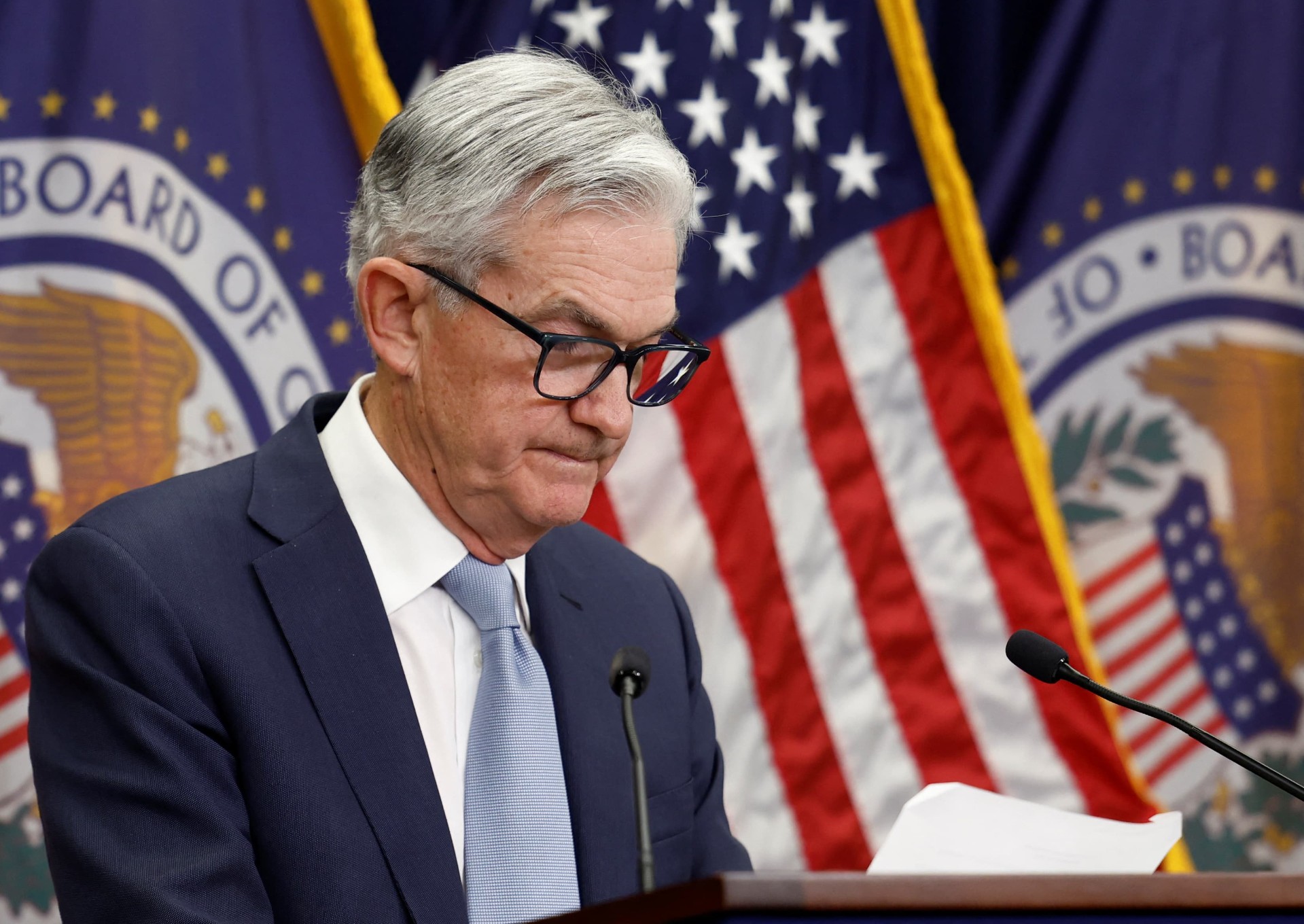  Inflation Alert! Fed Policymakers Send Major Signal: Rate Cuts May Be Delayed